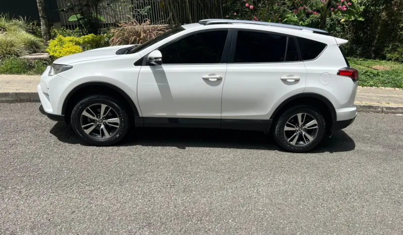 Toyota RAV4 2018 RAV 4 lleno