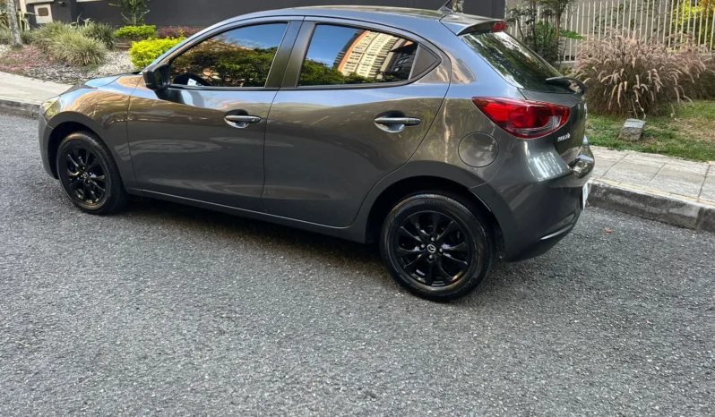 Mazda 2 2022 TIPO TOURING lleno