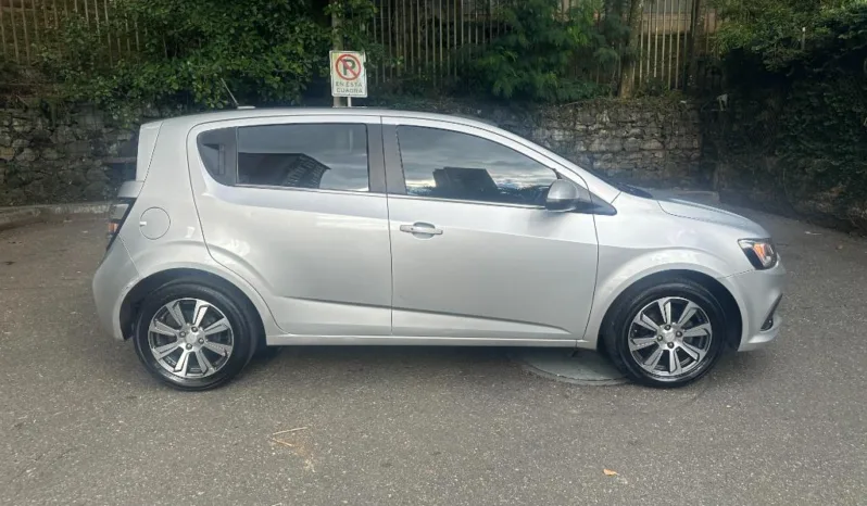 Chevrolet SONIC LT HATCHBACK 2018 lleno