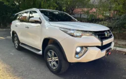 Toyota Fortuner SRV 2018