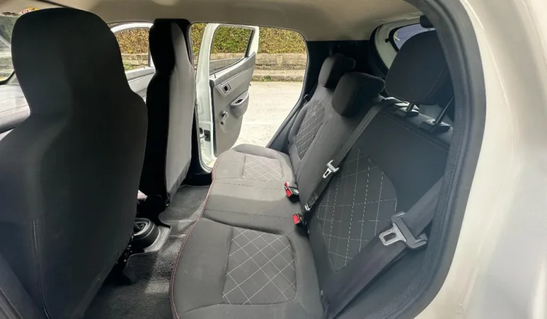 Renault KWID ZEN 2022 lleno