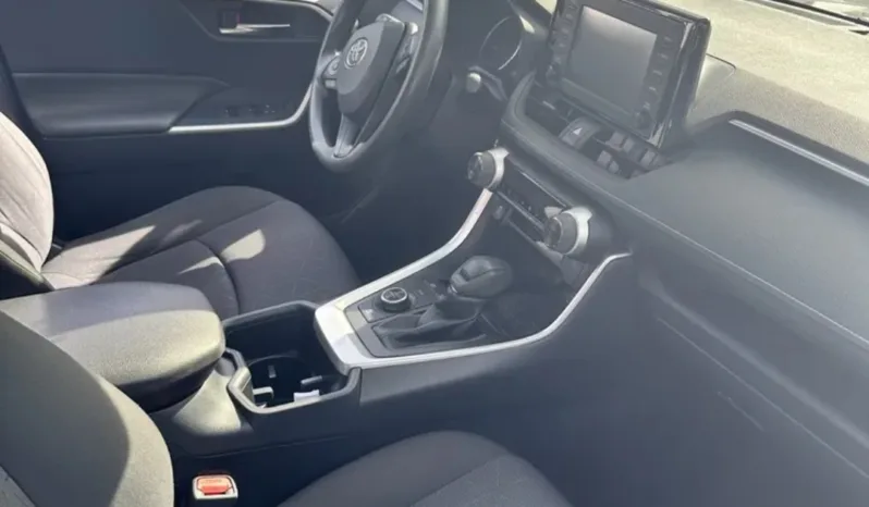 Toyota RAV4 2022 lleno