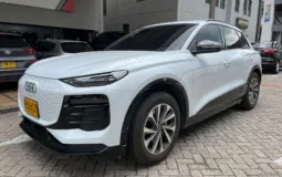 Audi Q6 Etron 2025 45 Tech Plus
