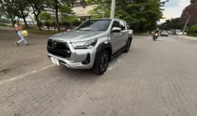 Toyota Hilux 2023 DC DIESEL 2.8 AT