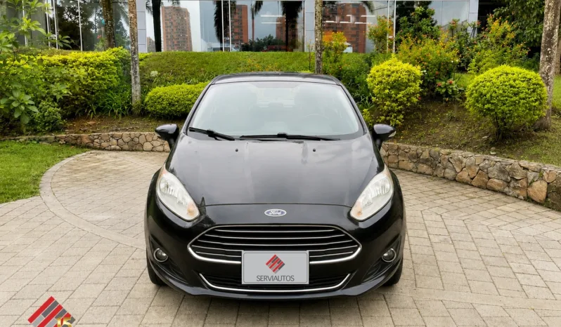 Ford Fiesta 2015 Titanium lleno