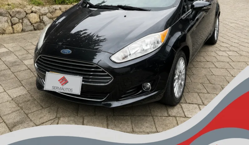 Ford Fiesta 2015 Titanium lleno