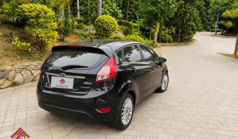 Ford Fiesta 2015 Titanium lleno