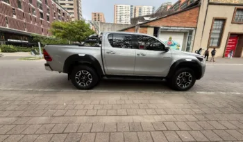 Toyota Hilux 2023 DC DIESEL 2.8 AT lleno