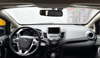Ford Fiesta 2015 Titanium lleno