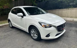 Mazda 2 Touring 2016 HATCHBACK – SKYACTIVE