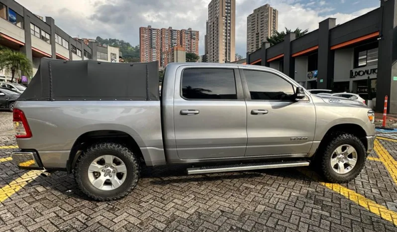RAM 1500 bighorn 2022 lleno