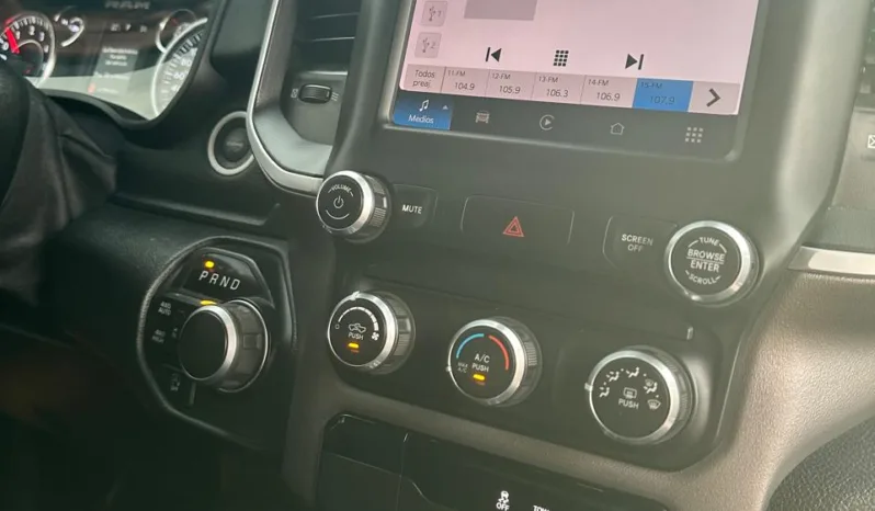 RAM 1500 bighorn 2022 lleno