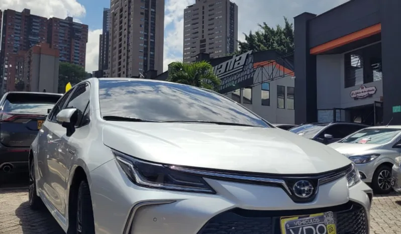 Toyota Corolla Sedan 2024 lleno
