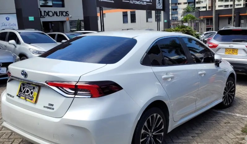 Toyota Corolla Sedan 2024 lleno